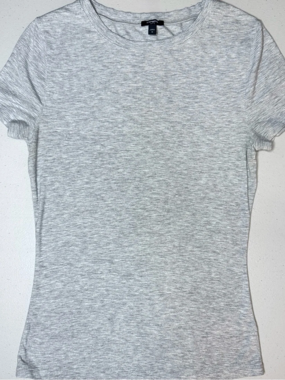 Express Fitted Ribbed Tee Heather Gray Crew Neck Stretch Top Size Medium - Picture 1 of 5